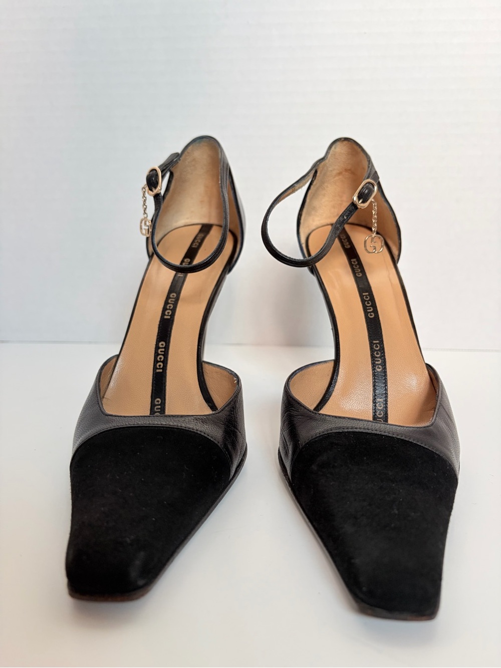 Gucci DOrsay Stiletto Pumps Interlocking GG Ankle Strap Suede Black Size 38.5C - Picture 11 of 15